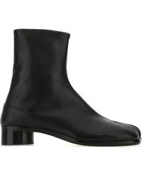Save 30% Mens Shoes Boots Wellington and rain boots Maison Margiela Tabi Leather Ankle Boots in Black for Men 