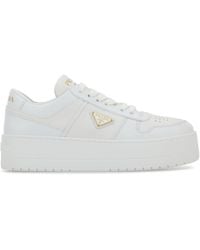 Prada - Sneakers Downtown in pelle bianca - Lyst