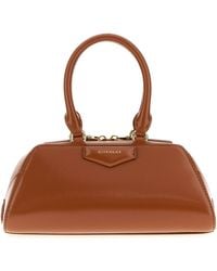 Givenchy - Borsa a mano Antigona mini in pelle caramello - Lyst