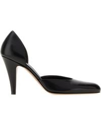 The Row - Black Leather Ornella Pumps - Lyst