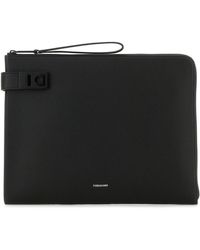 Ferragamo - Clutch in pelle nera - Lyst