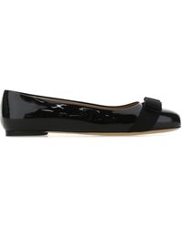 Ferragamo - Ballerine Varina in pelle nera - Lyst
