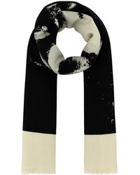 McQueen - Frayed-Edge Logo Printed Scarf - Lyst