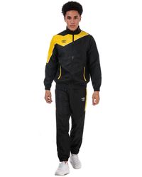 Umbro Boys Junior Division Lined Tracksuit in Black 