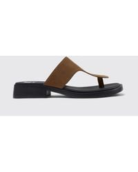Camper - Dana Nubuck Leather Thong Sandals With Low Heel And Lightweight Sole - Lyst