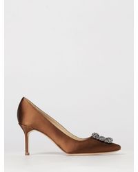 Manolo Blahnik - Hangisi Satin Pumps With Jewelled Buckle And Mid Heel - Lyst