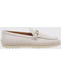 Tod's - Smooth Leather Loafers With Pebbled Sole And Engraved Logo - Lyst