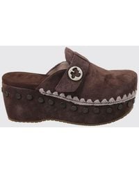 Mou - Plain Suede Clogs With Studs - Lyst