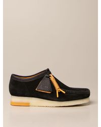 clarks mens black slip on shoes