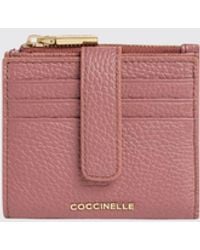 Coccinelle - Tarjetero Doble Metallic Soft De Piel Granulada - Lyst