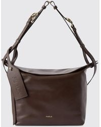 Furla - Ginevra Smooth Leather Shoulder Bag With Logo Charm - Lyst