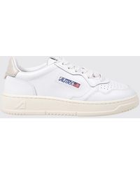 Autry - Medalist Low Smooth Calfskin Trainers With Carved Logo - Lyst