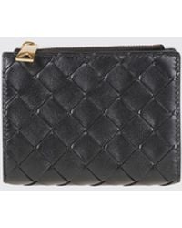 Bottega Veneta - Intrecciato Calfskin Bifold Wallet - Lyst