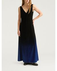 Momoní - Momon&Igrave Andra Off-The-Shoulder Abstract Print Velvet Maxi Dress - Lyst