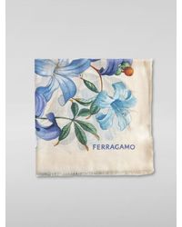 Ferragamo - Foulard in cashmere con stampa floreale - Lyst