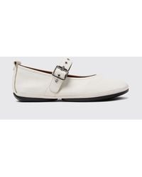 Camper - Right Nina Mary Jane Flats - Lyst