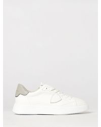 Philippe Model - Temple Low Smooth Calfskin Low-Top Sneakers With Shield Logo - Lyst