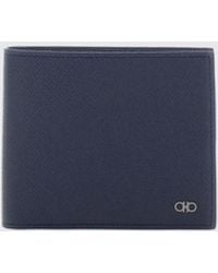 Ferragamo - Horizontal Grained Calfskin Wallet With Gancini Logo - Lyst