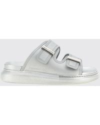McQueen - Low-Heeled Rubber Mule Sandals With Engraved Logo - Lyst