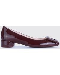 Roger Vivier - Patent Leather Ballet Flats With Round Toe And Logo Plaque - Lyst