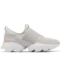 kinetic impact strap sneaker