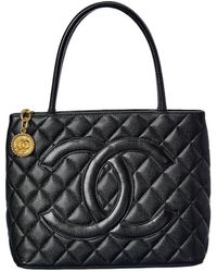 Women's Chanel Tote bags from $600 | Lyst