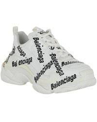 Balenciaga - Triple S Logotype Low-Top Leather Sneaker - Lyst