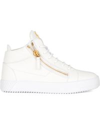 giuseppe zanotti outseason