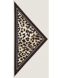 Givenchy - Foulard triangolare in seta con stampa leopardo - Lyst