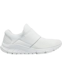 new balance vazee agility