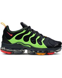 nike vapormax plus black sale