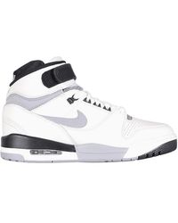 nike air revolution mid