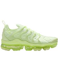 vapormax plus womens
