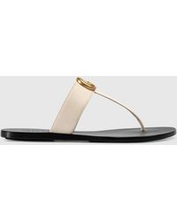 レディース Gucci フラットサンダル | Lyst
