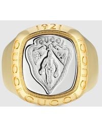 Gucci - Crest Signet Ring - Lyst