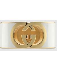 Gucci - 〔グッチ インターロッキング〕エナメル リング, ゴールドトーン メタル - Lyst