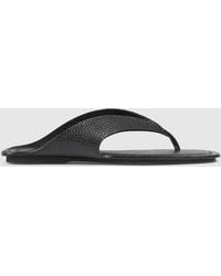 Gucci - Thong Sandal With Interlocking G - Lyst