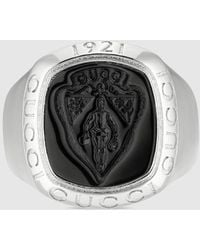 Gucci - Crest Signet Ring - Lyst