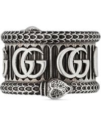Gucci Ring aus Silber mit Doppel G - Mettallic