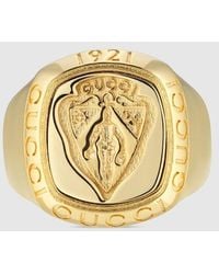 Gucci - Crest Signet Ring - Lyst