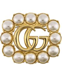 Gucci Doppel G Brosche mit Perlen - Mettallic