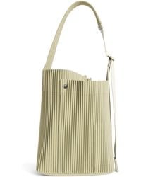 Homme Plissé Issey Miyake - Large Pleated Utility Shoulder Bag - Lyst
