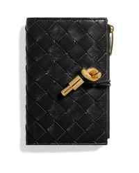 Bottega Veneta - Medium Leather Andiamo Bifold Wallet - Lyst