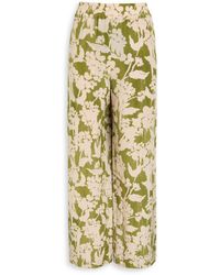 Victoria Beckham - Floral-Print Silk-Crepe Trousers - Lyst