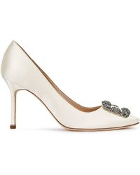 Manolo Blahnik Hangisi 90 Ivory Silk Satin Court Shoes - White