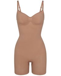 Skims - Seamless Sculpt Mid-Thigh Bodysuit - Lyst