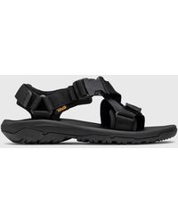 teva men's flip flops clearance