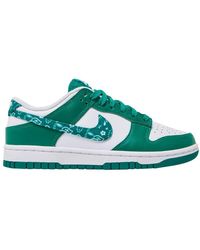 Nike Dunk Low Green Strike (w) | Lyst