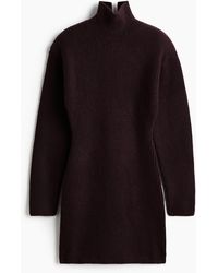 H&M - Geripptes Kleid mit Schulterpolstern - Lyst