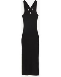 H&M - Geripptes Kleid mit V-Ausschnitt - Lyst